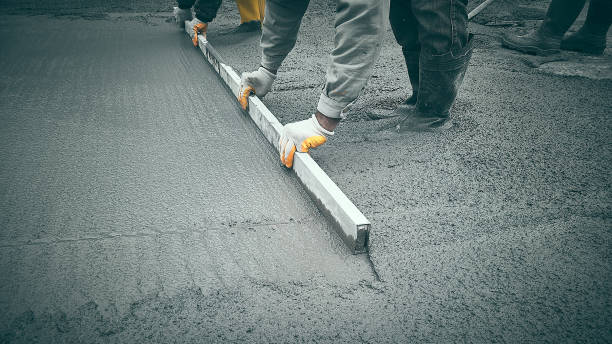 Best Concrete Driveway Repair Near Me  in Tipton, MO
